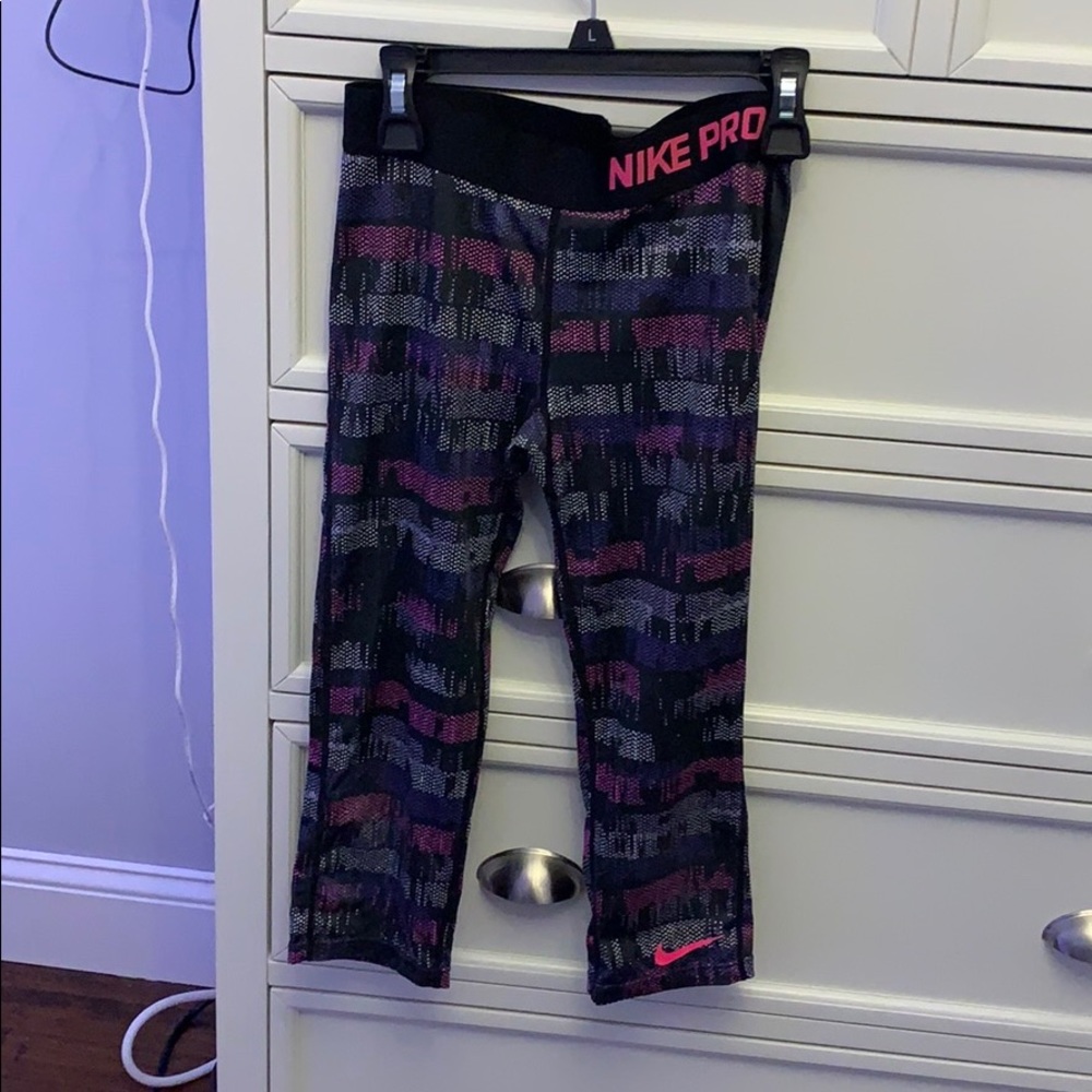nike pro workout leggings size large